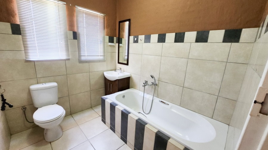 3 Bedroom Property for Sale in Wilkoppies North West